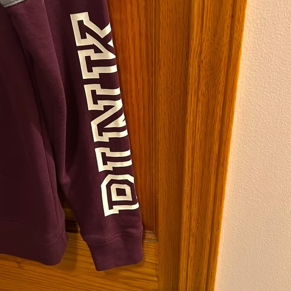 Women’s pink sweatshirt, size XS. Cross neck hoodie. Cream and burgundy w gray.. - Picture 4 of 5